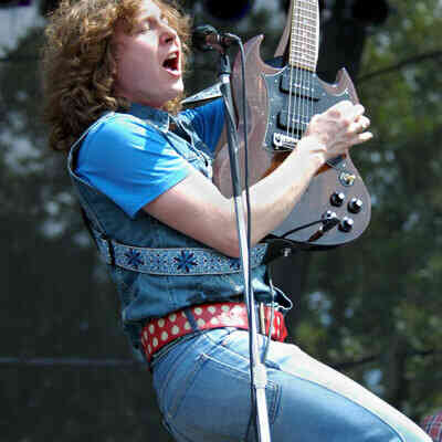 BEN KWELLER