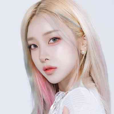 Ari b2b Hyunah