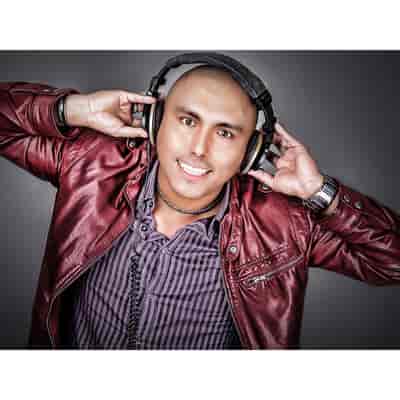 DJ COLA