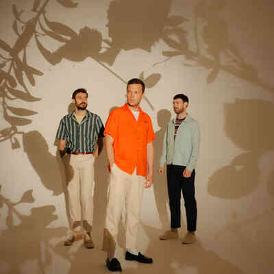 FRIENDLY FIRES