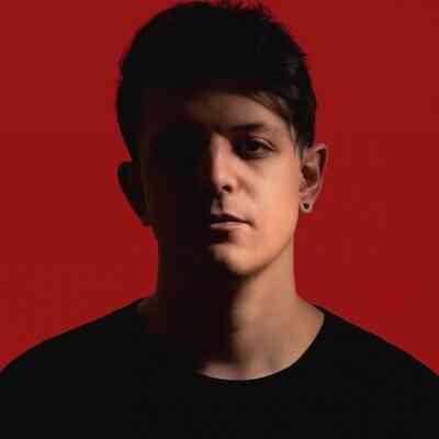 KUURO