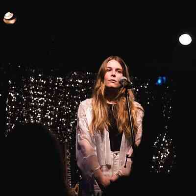 MAGGIE ROGERS