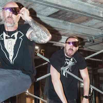 PARTY DADS