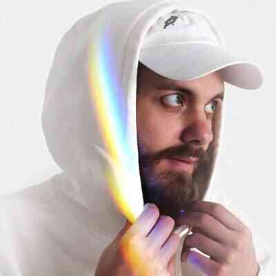 SAN HOLO