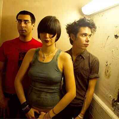 YEAH YEAH YEAHS